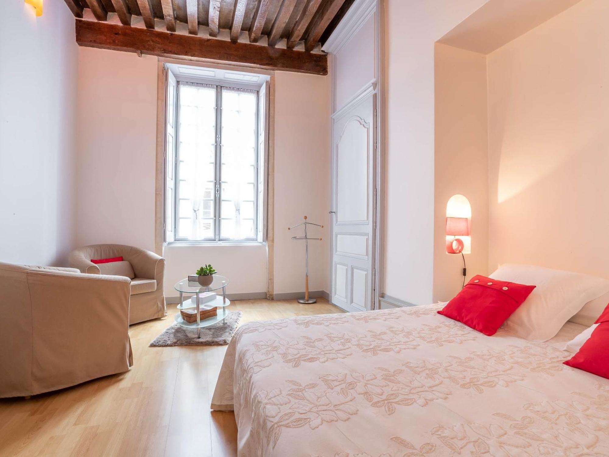 Residence Beaune Sweet Home, 4 Appartements D'Exception Avec Parking Inclus Beaune (Cote d'Or) Quarto foto