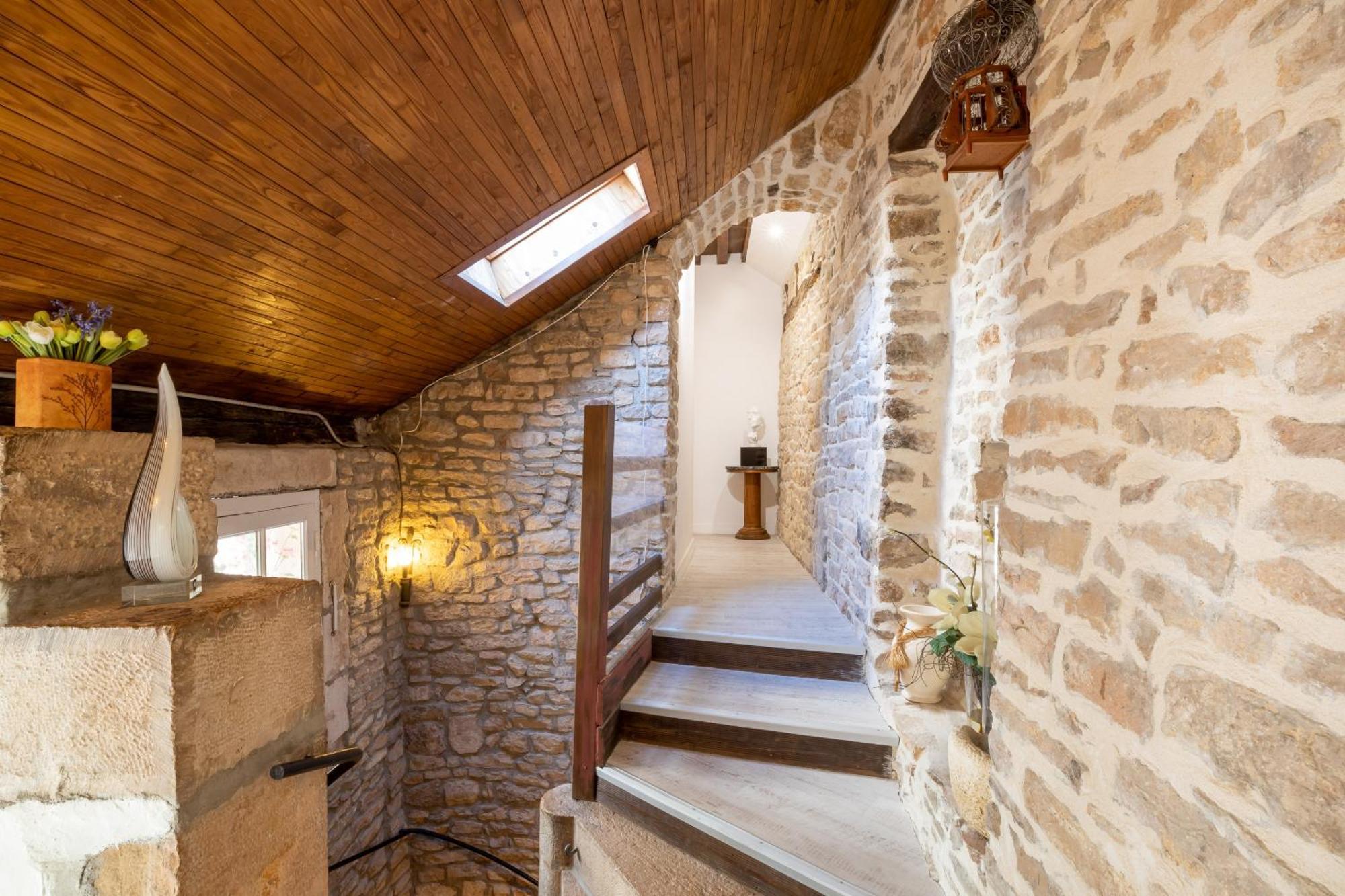 Residence Beaune Sweet Home, 4 Appartements D'Exception Avec Parking Inclus Beaune (Cote d'Or) Exterior foto